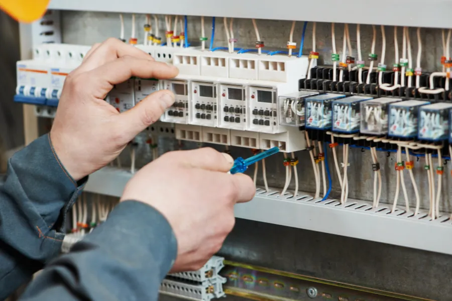 Électricien dans le 49